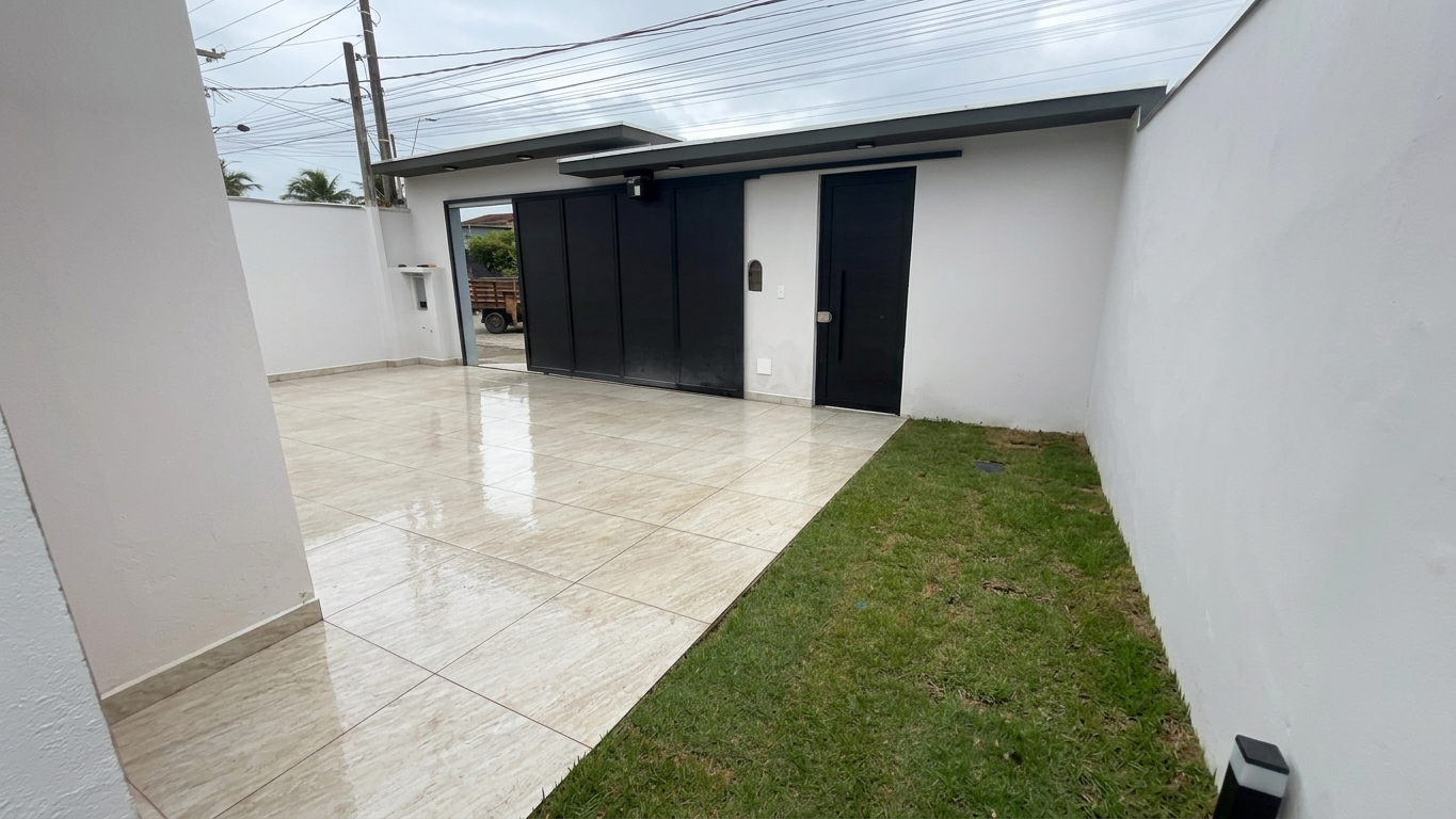 Projeto Golfinho — Residencial · Área externa